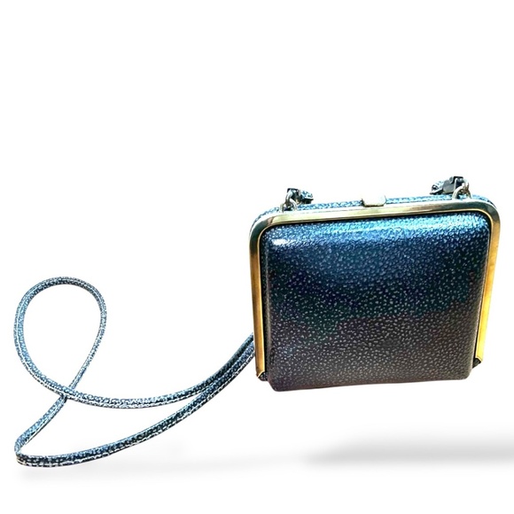 DESERT ROAD Genuine Leather Kiss Lock Mini Bag Crossbody Wallet Removable Strap - Picture 3 of 9